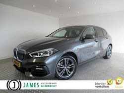 Grijs (metallic) Gebruikt 2020 BMW 118 Efficient Dynamics Hatchback | € 19.945 (Super prijs)