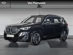 Saphirschwarz metallic (zwart metallic) Gebruikt 2024 BMW iX1 Comfort Edition SUV | € 52.500 (Iets duurder)