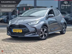 Grijs, metallic lak Gebruikt 2024 Toyota Yaris Hybrid Edition Hatchback | € 25.950 (Eerlijke prijs)