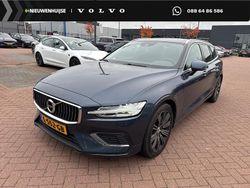 Blauw Gebruikt 2021 Volvo V60 Inscription Stationwagen | € 34.899 (Eerlijke prijs)