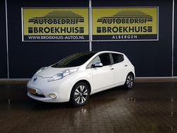 Wit Gebruikt 2015 Nissan Leaf Tekna Hatchback | € 4.950 (Goede deal)
