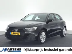 Zwart Gebruikt 2022 Audi A1 Sportback Ambiente Hatchback | € 25.749 (Super prijs)