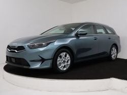 Groen Nieuw 2025 Kia Ceed Sportswagon Stationwagen | € 33.490 (Goede deal)