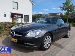 Grijs Gebruikt 2014 Mercedes SLK200 Cabriolet | € 21.950 (Eerlijke prijs)