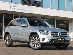 Grijs, metallic lak Gebruikt 2022 Mercedes GLC300e AMG line SUV | € 52.800 (Eerlijke prijs)