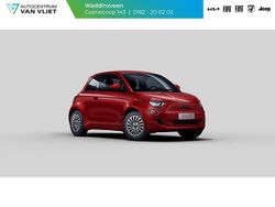 Rosso passione (rood mica) Nieuw 2025 Fiat 500e Red Hatchback | € 24.657