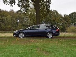 Blauw Gebruikt 2014 Jaguar XF Sportbrake Business Edition Stationwagen | € 12.450