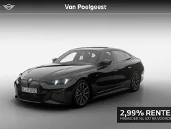 Saphirschwarz metallic (zwart metallic) Nieuw 2025 BMW i4 M Sport Sedan | € 72.271