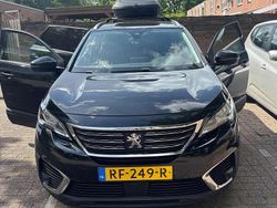 Zwart Gebruikt 2017 Peugeot 5008 MPV | € 12.500 (Iets duurder)