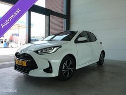 Wit Nieuw 2025 Toyota Yaris Comfort Hatchback | € 26.695 (Super prijs)