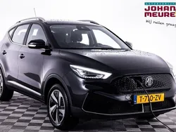 Zwart Gebruikt 2023 MG ZS Comfort Sedan | € 20.900 (Eerlijke prijs)