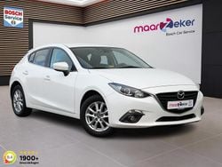 Wit Gebruikt 2016 Mazda 3 Hatchback | € 16.250 (Eerlijke prijs)