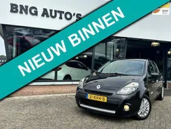Zwart Gebruikt 2011 Renault Clio II Collection Hatchback | € 3.495 (Eerlijke prijs)