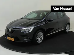 Zwart Gebruikt 2020 Renault Clio V Zen Hatchback | € 12.435 (Super prijs)