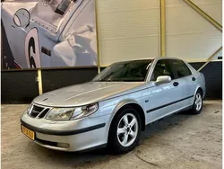 Grijs, metallic lak Gebruikt 2002 Saab 9-5 Vector Sedan | € 2.400 (Goede deal)