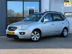 Grijs Gebruikt 2008 Kia Carens MPV | € 4.450 (Eerlijke prijs)