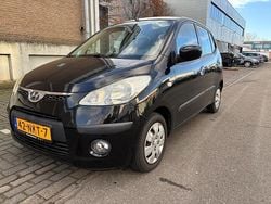Zwart Gebruikt 2010 Hyundai i10 Dynamiq Hatchback | € 1.750 (Goede deal)