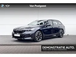 M carbonschwarz metallic (zwart metallic) Gebruikt 2025 BMW i5 Comfort Edition Sedan | € 95.253