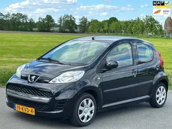 Zwart Gebruikt 2010 Peugeot 107 Hatchback | € 2.299 (Goede deal)