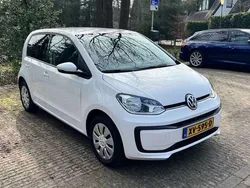 Wit Gebruikt 2019 VW up! Move Hatchback | € 7.950 (Eerlijke prijs)