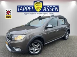 Bruin Gebruikt 2018 Dacia Sandero Stepway Hatchback | € 12.450 (Iets duurder)