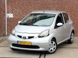 Grijs Gebruikt 2007 Toyota Aygo Hatchback | € 2.950 (Eerlijke prijs)