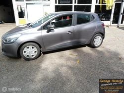 Grijs Gebruikt 2015 Renault Clio IV Expression Hatchback | € 5.250 (Super prijs)