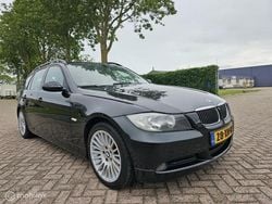 Zwart Gebruikt 2007 BMW 318 Stationwagen | € 2.499 (Eerlijke prijs)