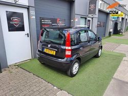 Zwart Gebruikt 2011 Fiat Panda Hatchback | € 2.975 (Eerlijke prijs)