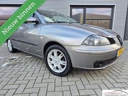 Grijs Gebruikt 2005 Seat Ibiza Reference Hatchback | € 1.500 (Eerlijke prijs)