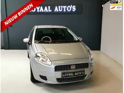 Grijs Gebruikt 2009 Fiat Grande Punto Lusso Hatchback | € 3.499 (Eerlijke prijs)