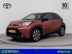 Rood Gebruikt 2023 Toyota Aygo X Pulse SUV | € 22.445