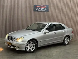 Grijs Gebruikt 2005 Mercedes C200 Classic Sedan | € 5.900 (Eerlijke prijs)