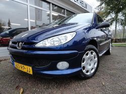 Blauw Gebruikt 2005 Peugeot 206 Hatchback | € 1.950 (Eerlijke prijs)