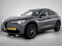 Grijs Gebruikt 2017 Alfa Romeo Stelvio SUV | € 23.995 (Eerlijke prijs)