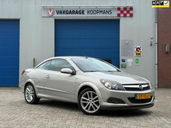 Grijs Gebruikt 2007 Opel Astra Cabriolet Cosmo Cabriolet | € 3.950 (Goede deal)