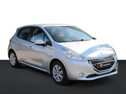 Grijs Gebruikt 2013 Peugeot 208 Envy Hatchback | € 8.700 (Duur)