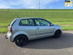 Grijs Gebruikt 2007 VW Polo Hatchback | € 1.450 (Eerlijke prijs)