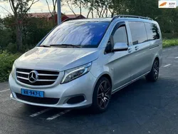 Grijs Gebruikt 2017 Mercedes Vito MPV | € 26.950