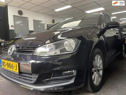 Zwart, metallic lak Gebruikt 2016 VW Golf VII Trendline Hatchback | € 8.749 (Eerlijke prijs)