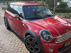 Rood Gebruikt 2012 Mini ONE Hatchback | € 4.250 (Super prijs)