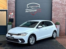 Wit Gebruikt 2023 VW Polo Hatchback | € 22.950 (Goede deal)
