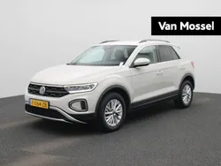 Grijs Gebruikt 2022 VW T-Roc Life SUV | € 24.900 (Goede deal)