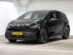 Zwart, metallic lak Gebruikt 2024 Cupra Born Hatchback | € 30.990 (Iets duurder)