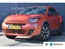 Oranje Gebruikt 2024 Fiat 600E Urban SUV | € 25.900