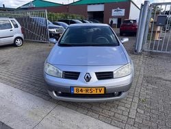 Grijs Gebruikt 2005 Renault Mégane Cabriolet Luxe Cabriolet | € 500 (Super prijs)