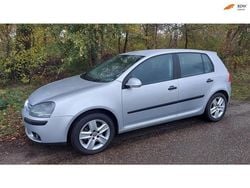 Grijs Gebruikt 2005 VW Golf IV Hatchback | € 2.150 (Eerlijke prijs)
