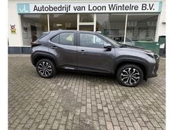Grijs Gebruikt 2023 Toyota Yaris Cross Comfort SUV | € 26.450 (Eerlijke prijs)