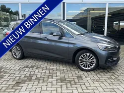 Grijs Gebruikt 2022 BMW 216 Comfort Edition Stationwagen | € 19.950 (Goede deal)