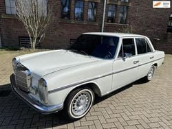 Wit Gebruikt 1968 Mercedes 200 Sedan | € 15.450
